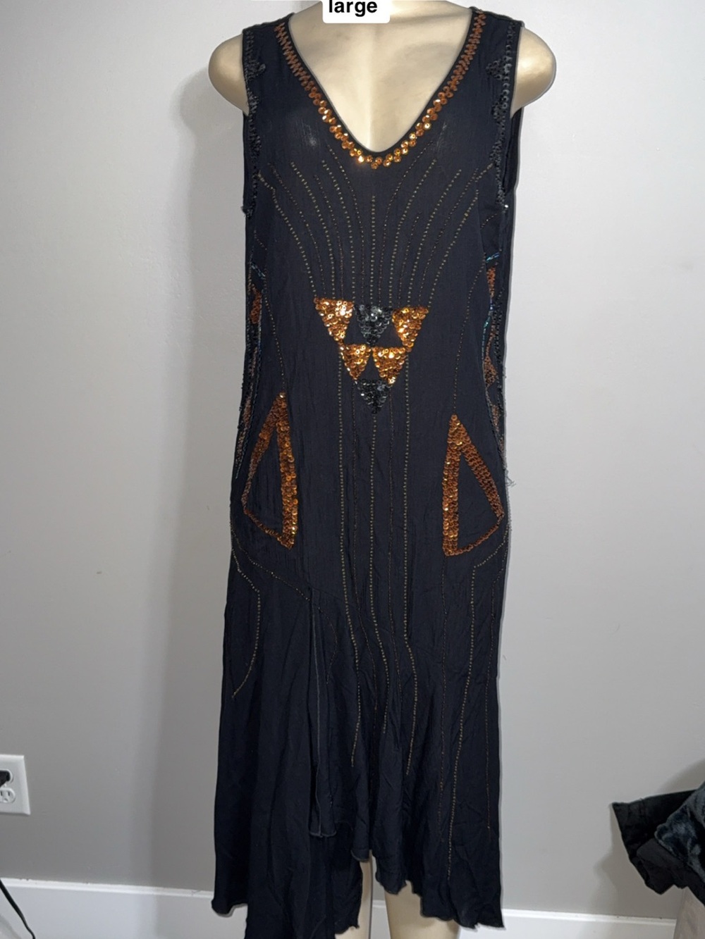 Black Sleeveless V-Neck Sequin Detail Dress